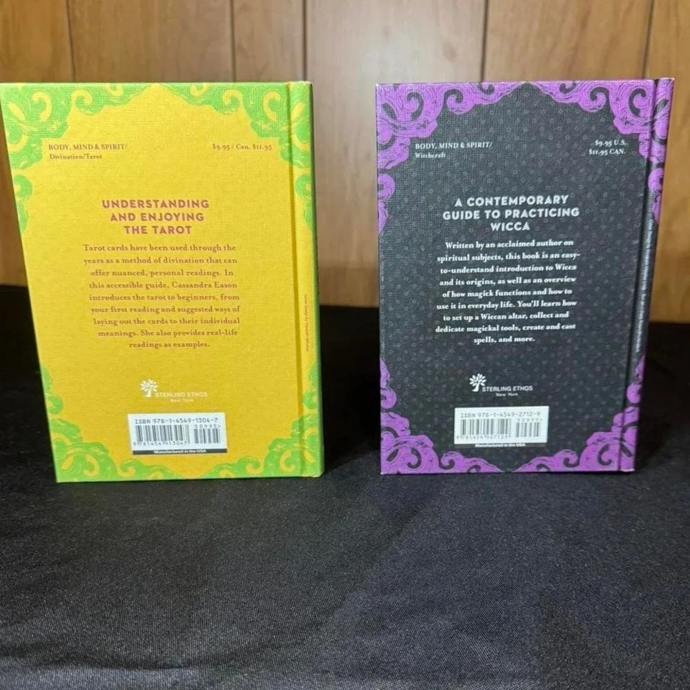 A Little Bit of Tarot and A Little Bit of Wicca book‎ set